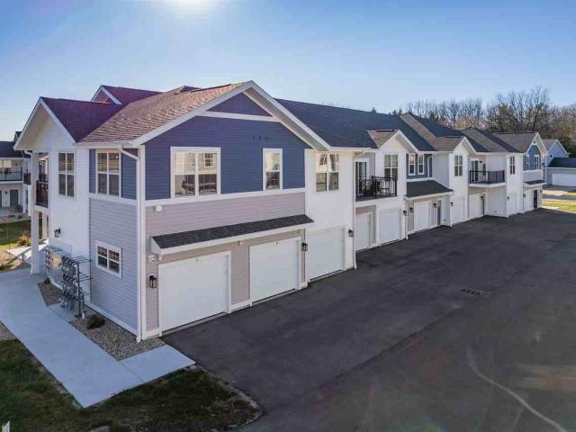 Apartment for rent in Deerfield, Wisconsin