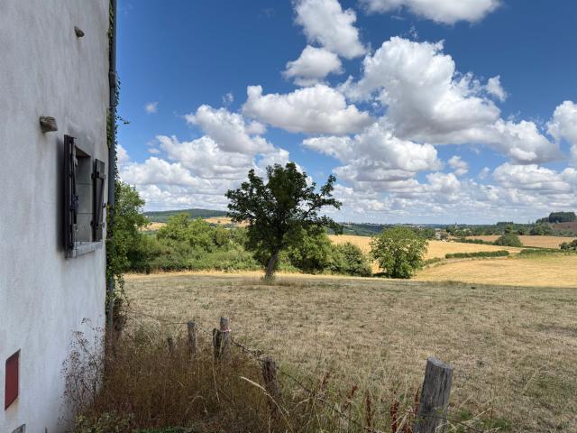 Maison vente à Riom, Château-sur-cher