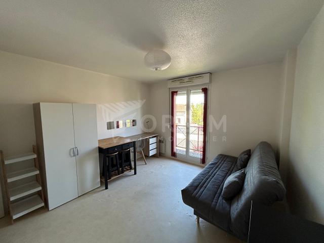 Studio location à Auxerre