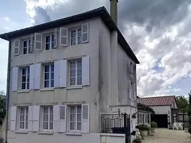 Maison vente à Troyes, Auxon