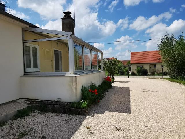Maison vente à Dijon, Auxonne