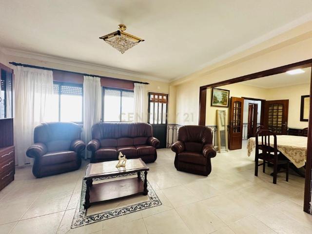 Casa alugar em Bairro das Areias, Santiago Dos Velhos