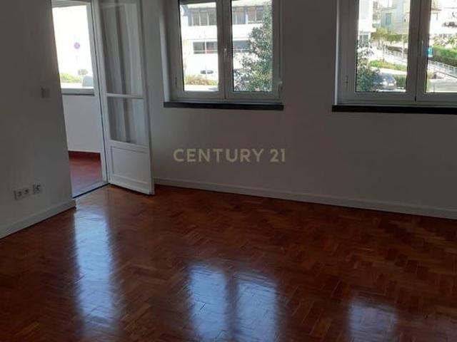 Apartamento alugar em Medrosa, Oeiras