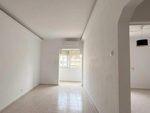 Apartamento alugar em Torcatas, Almada
