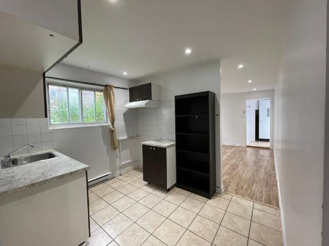 Apartment for rent in Brossard, Quebec