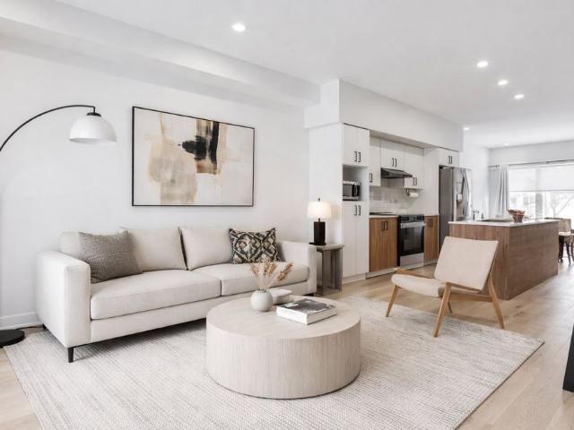 Apartment for rent in Montréal-est, Quebec