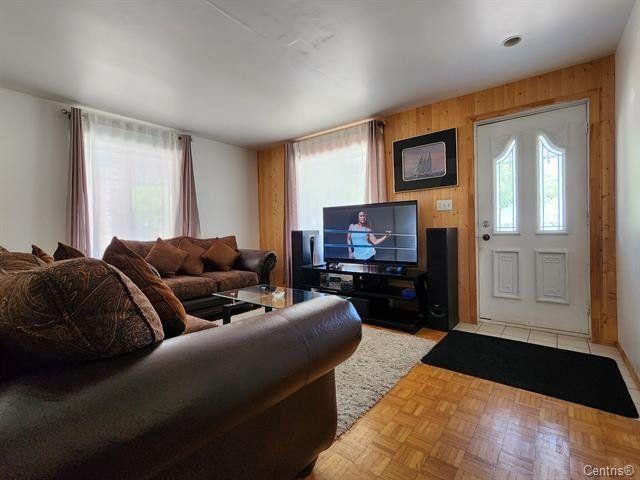 Apartment for rent in D'autray, Quebec