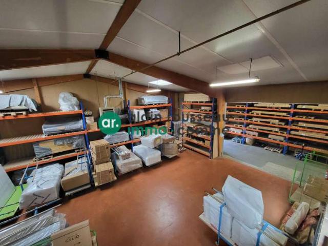 Local Commercial vente à Écouflant, Maine-et-Loire