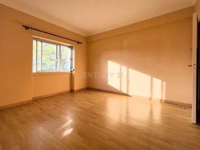 Apartamento alugar em Amadora, Lisboa