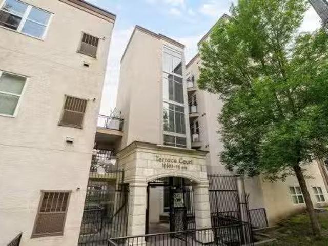 Condo for sale in Wedgewood, Alberta