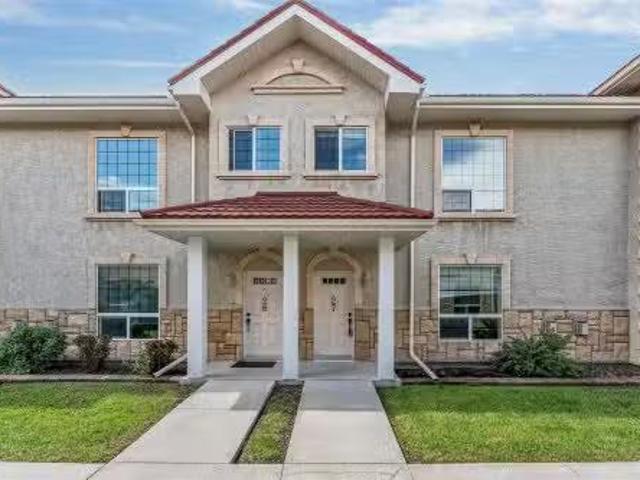 Condo for sale in Wedgewood, Alberta