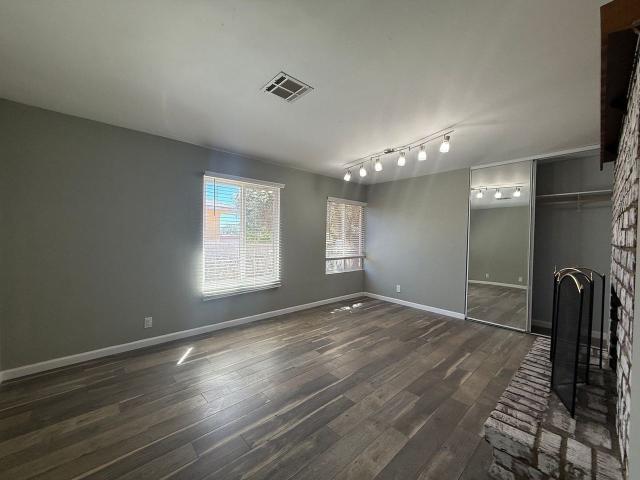 Apartment for rent in Palmdale, California