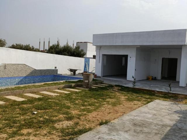 Maison vente à Beni Khalled