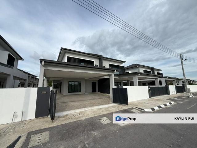 House for sale in Kuching