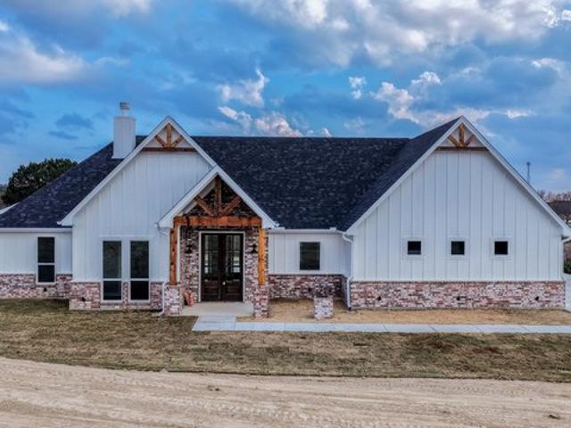 House for sale in Hood, Texas