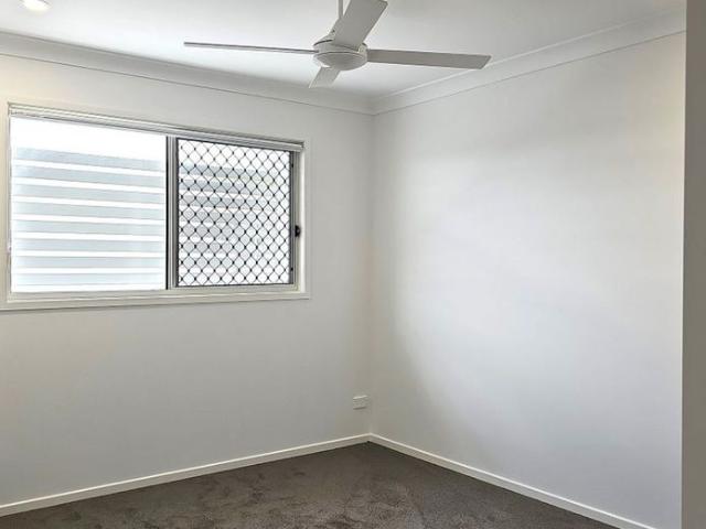 Townhouse for rent in Oxford Park, City of Brisbane