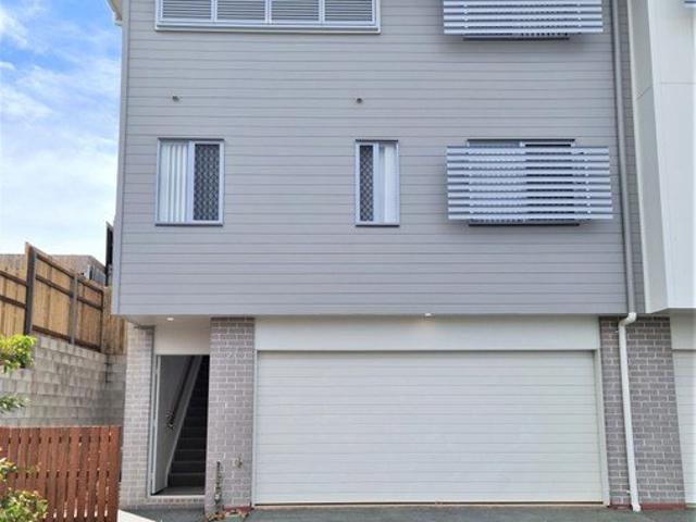 Townhouse for rent in Goodrich Lodge, Greater Brisbane