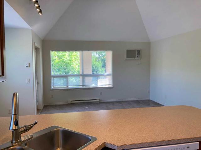 Apartment for rent in Winfield, British Columbia