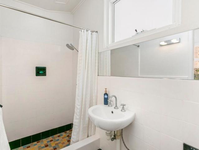Apartment for rent in Lower North Shore, Sydney