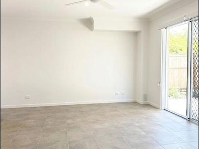 Townhouse for rent in Toombul, Queensland