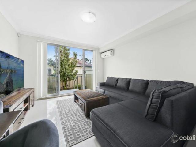 Townhouse for rent in Sydney, New South Wales