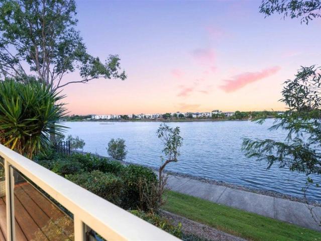 Townhouse for rent in Fernbrook, Queensland