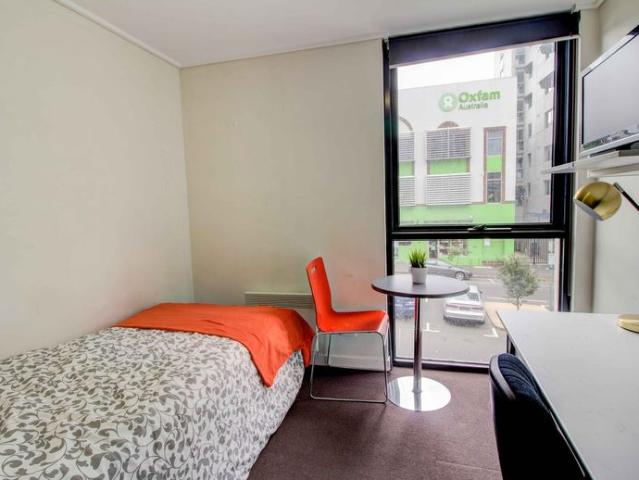 Granny Flat for rent in Carlton, Melbourne