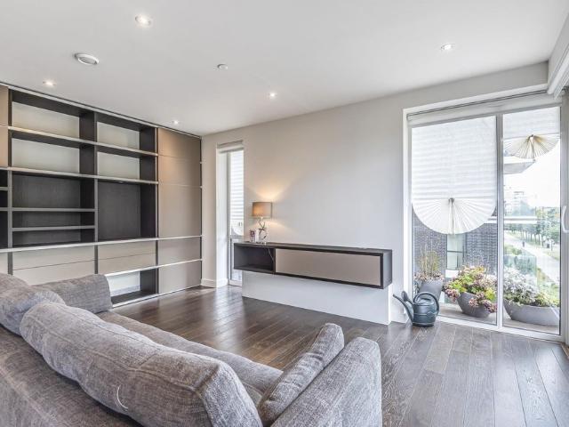 Apartment for rent in Greenwich Peninsula, Isle Of Man