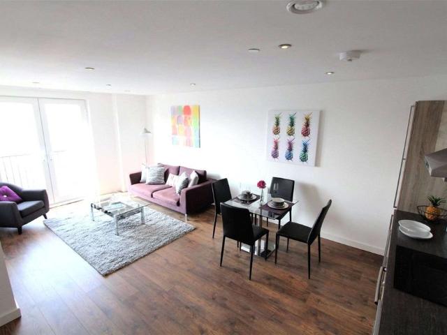 Apartment for rent in City Centre, Salford