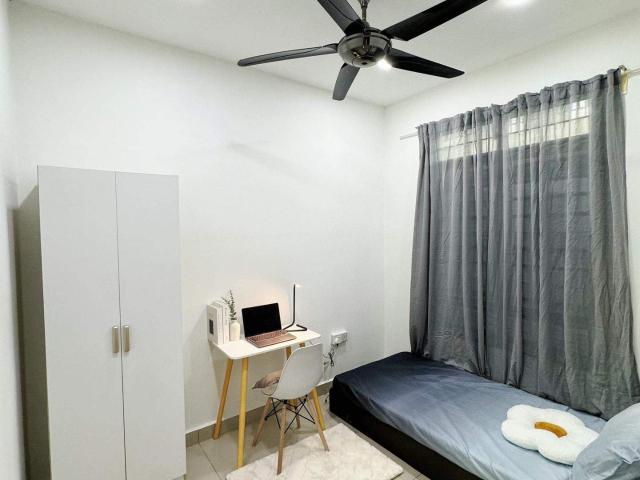 Room for rent in PJU 10, Petaling Jaya