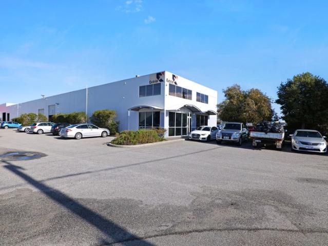Warehouse for rent in Canning Vale, Western Australia