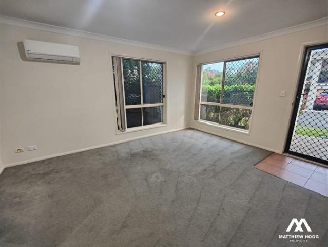 Townhouse for rent in Toombul, Queensland