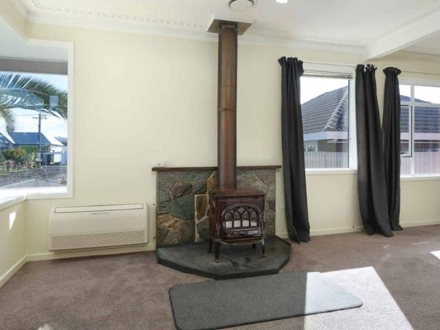 House for rent in Otakou
