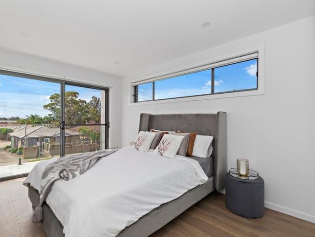 Townhouse for rent in Sydney, New South Wales
