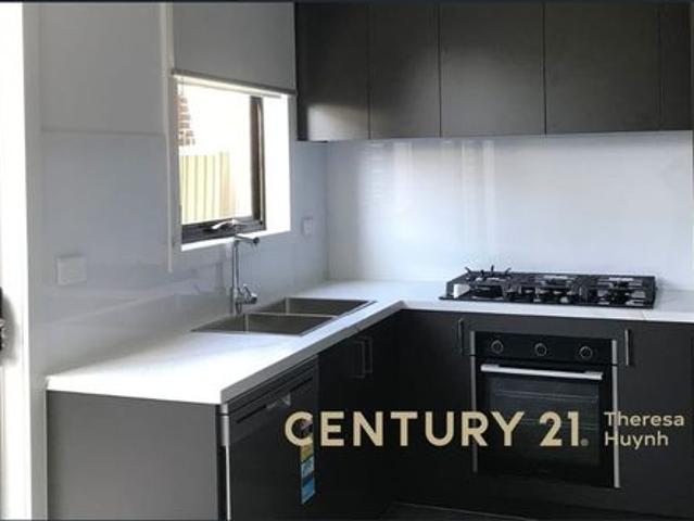 Townhouse for rent in Camerons Creek, Victoria