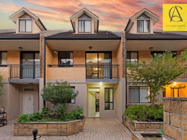 Townhouse for rent in Sydney, New South Wales