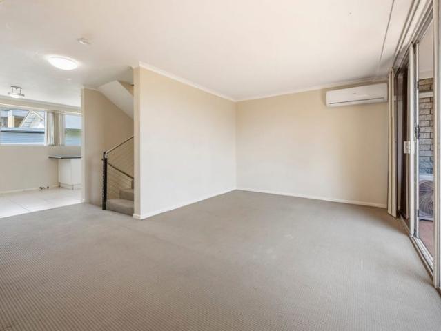 Apartment for rent in Herston, Greater Brisbane