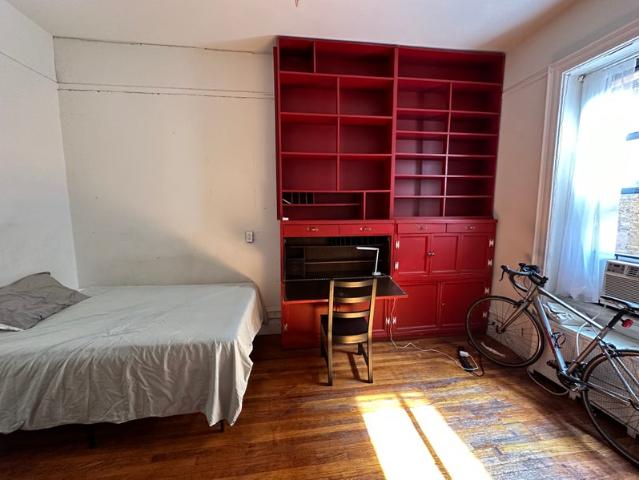 Room for rent in Arverne, New York