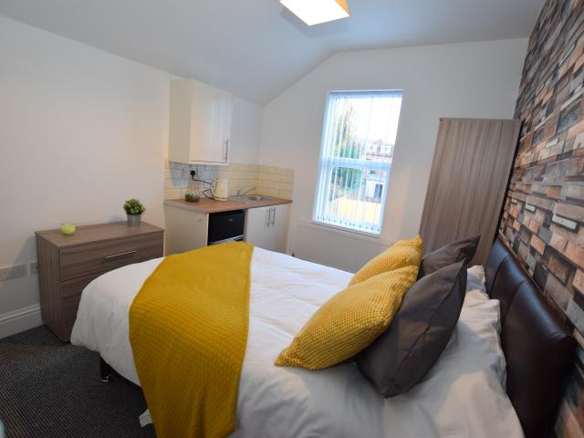 Room for rent in Gravelly Hill, West Midlands