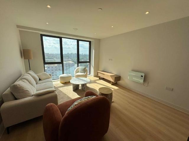 Apartment for rent in Hart, Hampshire