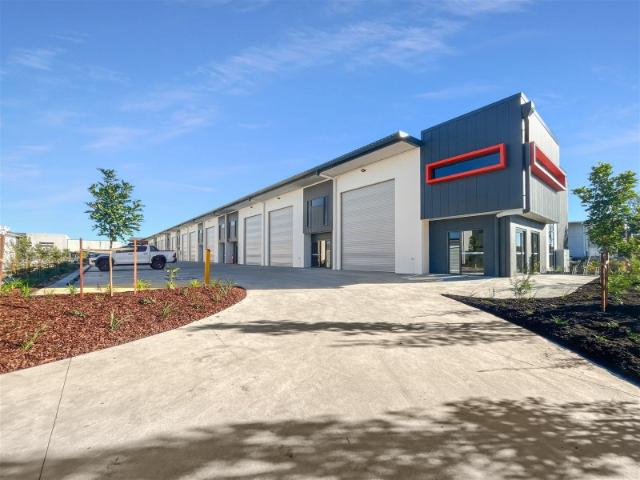 Warehouse for rent in Muttaburra, Queensland