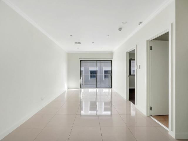 Apartment for rent in Adelaide