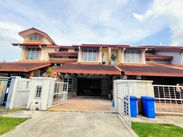 Terraced House for rent in Petaling, Alam Impian
