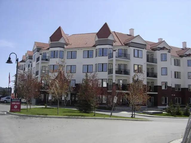 Condo for rent in Red Haus, Calgary