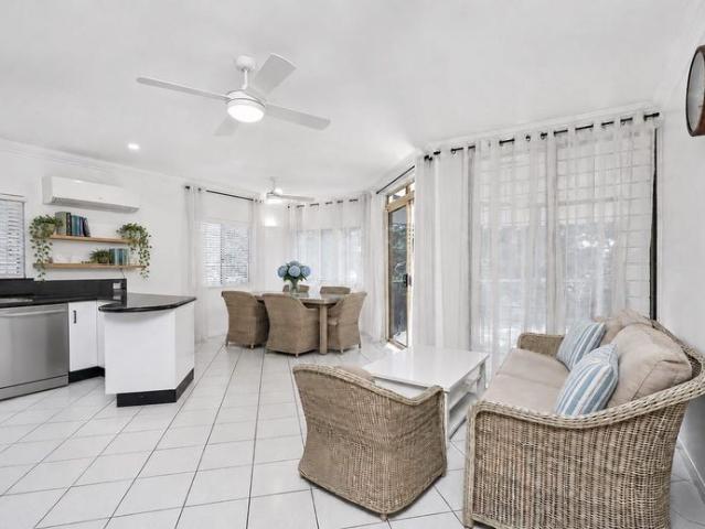 Apartment for rent in Yorkeys Knob, Queensland