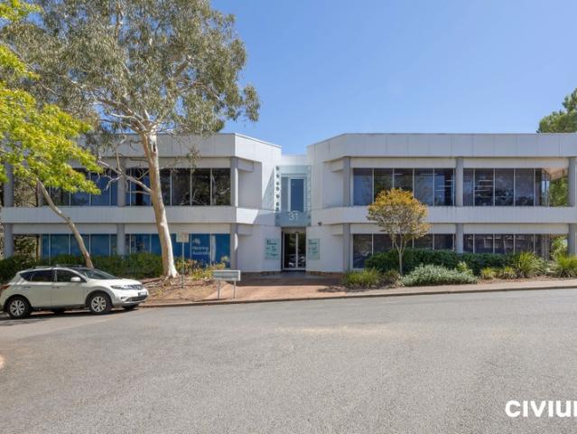 Office for rent in Deakin, Canberra