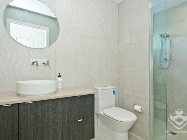 Apartment for rent in Helensvale, Gold Coast City