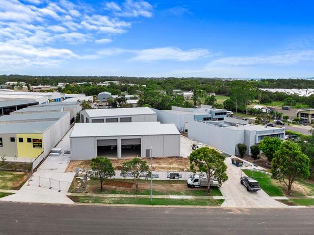 Warehouse for rent in Great Sandy Strait, Queensland