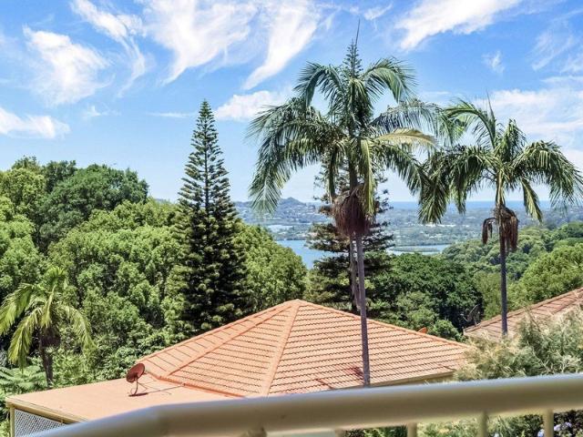 House for sale in Bilambil Heights, New South Wales