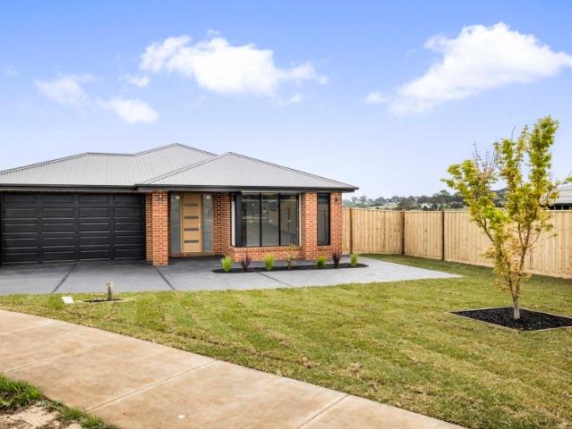 House for sale in Drouin, Victoria